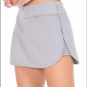 Grey tennis skirt- never worn